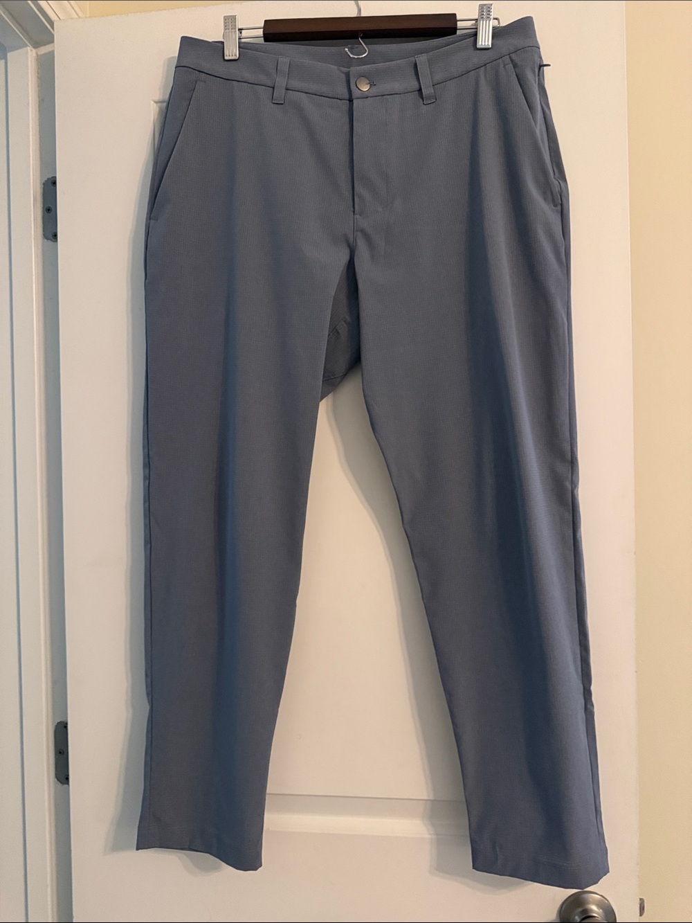 Lululemon ABC Men's Classic Fit Trouser